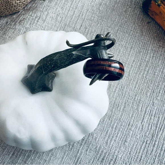 New! Wood Grain Inlay Designed Ring Band Promise Wedding Ring Size 9 - Picture 6 of 6